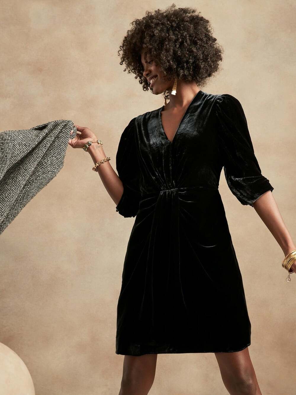 Banana Republic Velvet Twist-Front Mini Dress with Silk, BLACK SIZE 6 #796361
